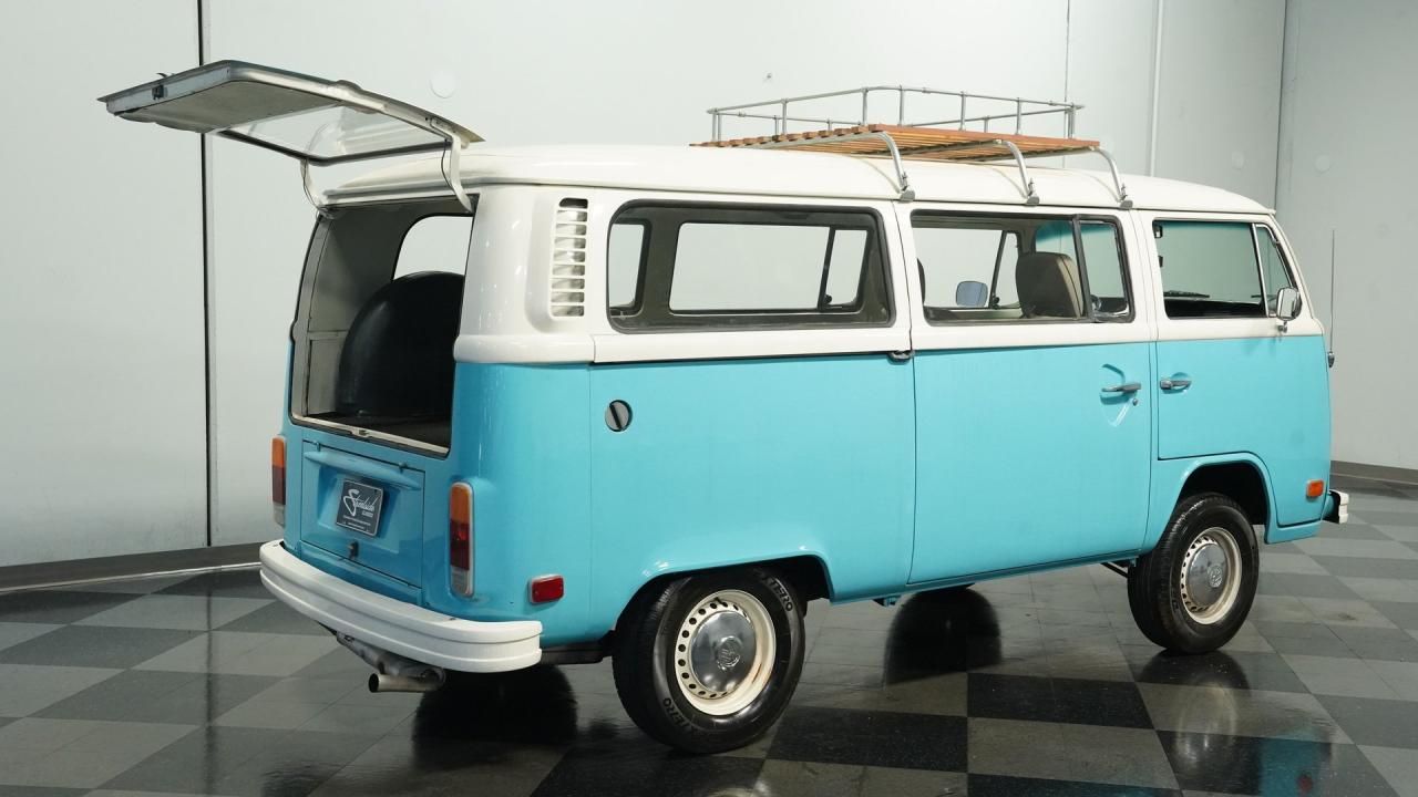 1977 Volkswagen Type 2 Bus