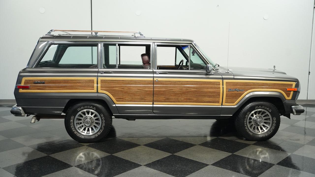 1989 Jeep Grand Wagoneer