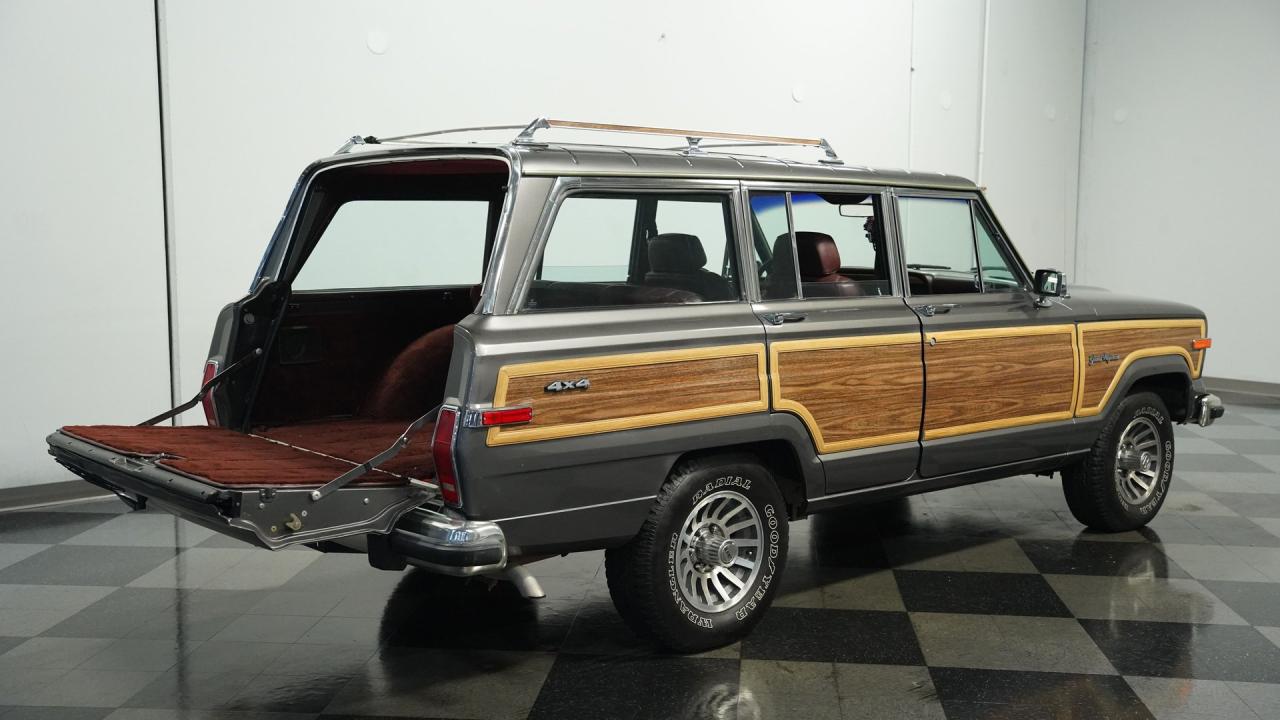 1989 Jeep Grand Wagoneer