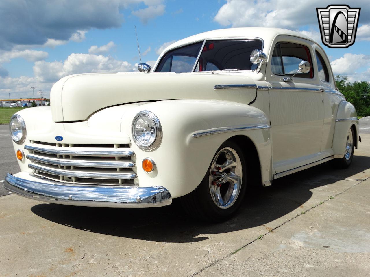 1948 Ford Deluxe