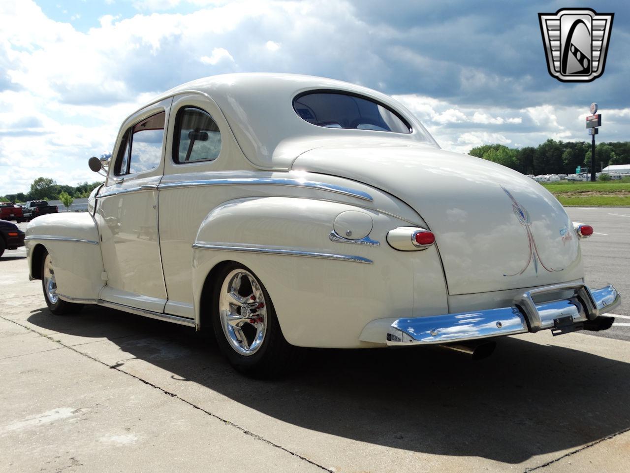 1948 Ford Deluxe