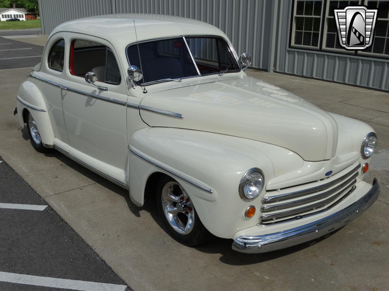 1948 Ford Deluxe