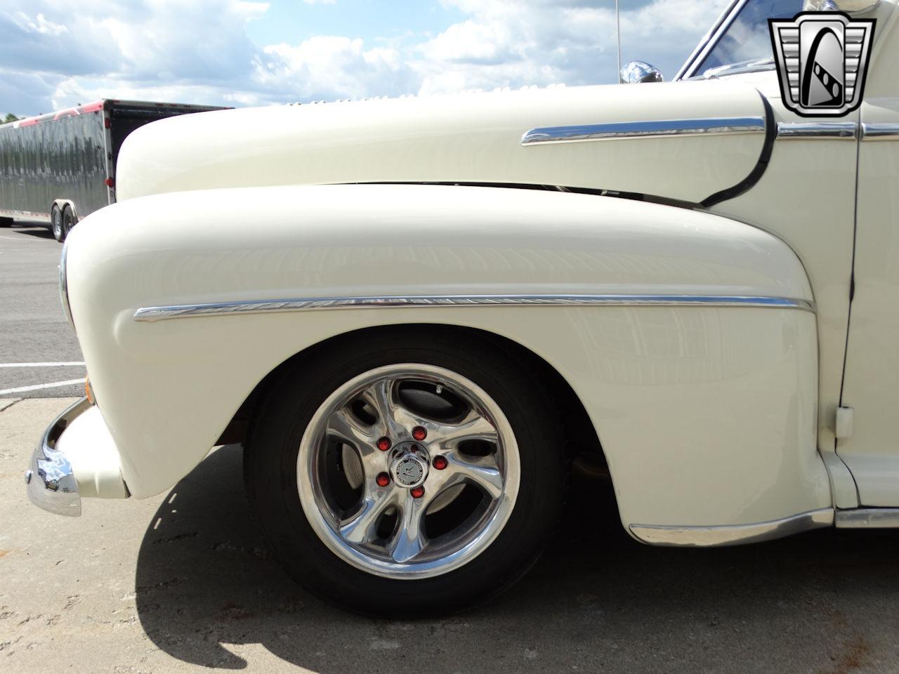 1948 Ford Deluxe