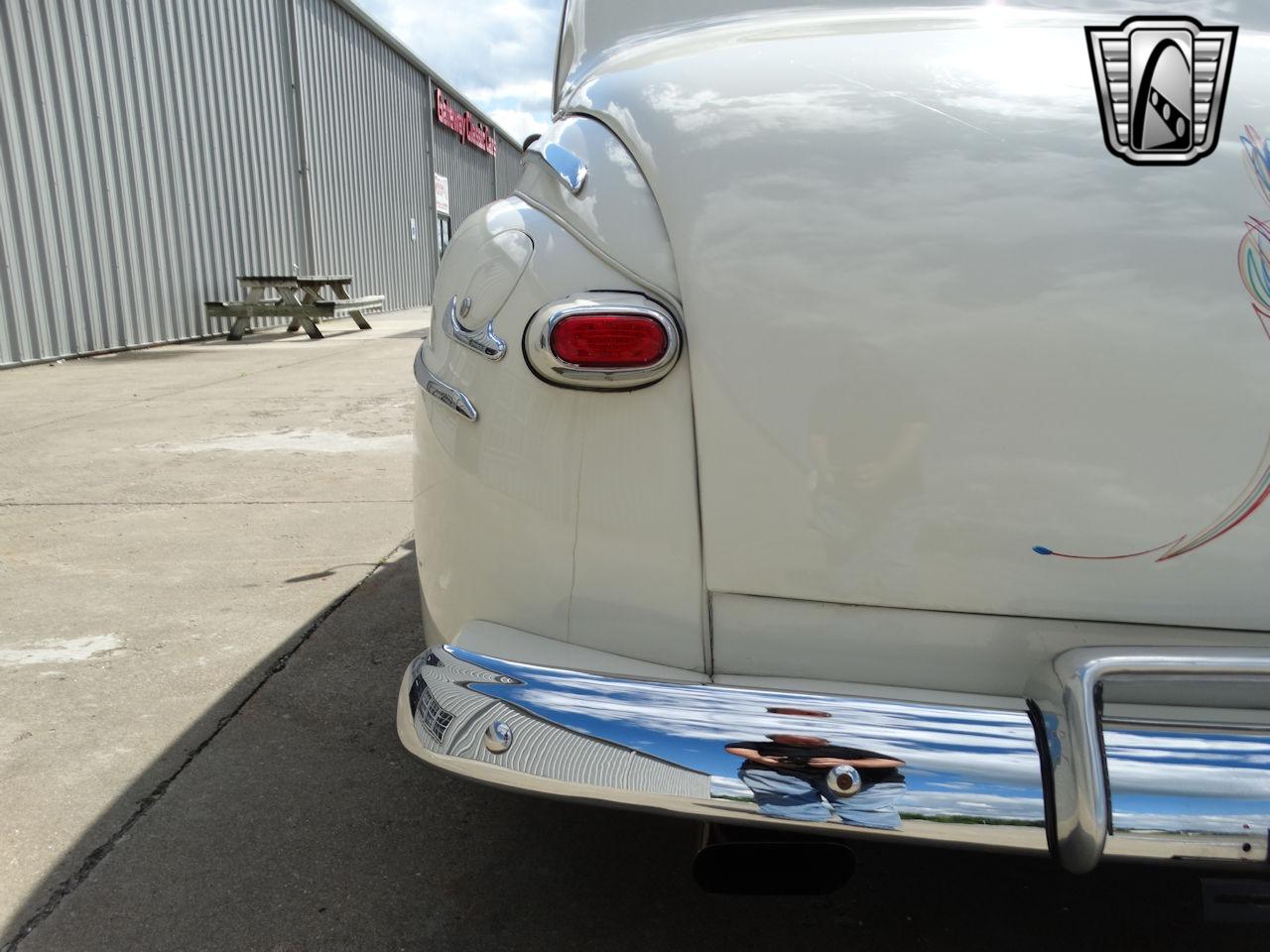 1948 Ford Deluxe