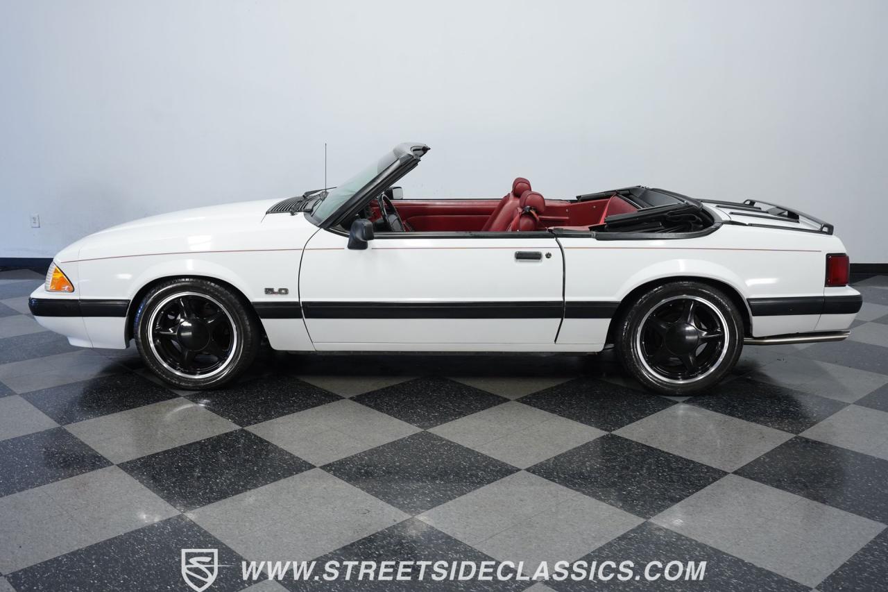 1991 Ford Mustang Convertible