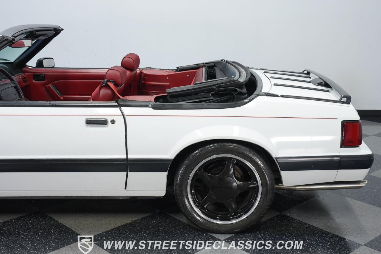 1991 Ford Mustang Convertible