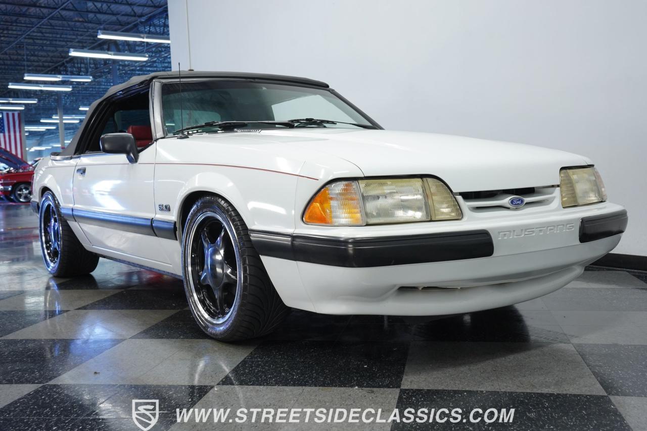 1991 Ford Mustang Convertible