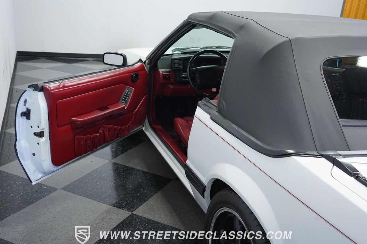 1991 Ford Mustang Convertible