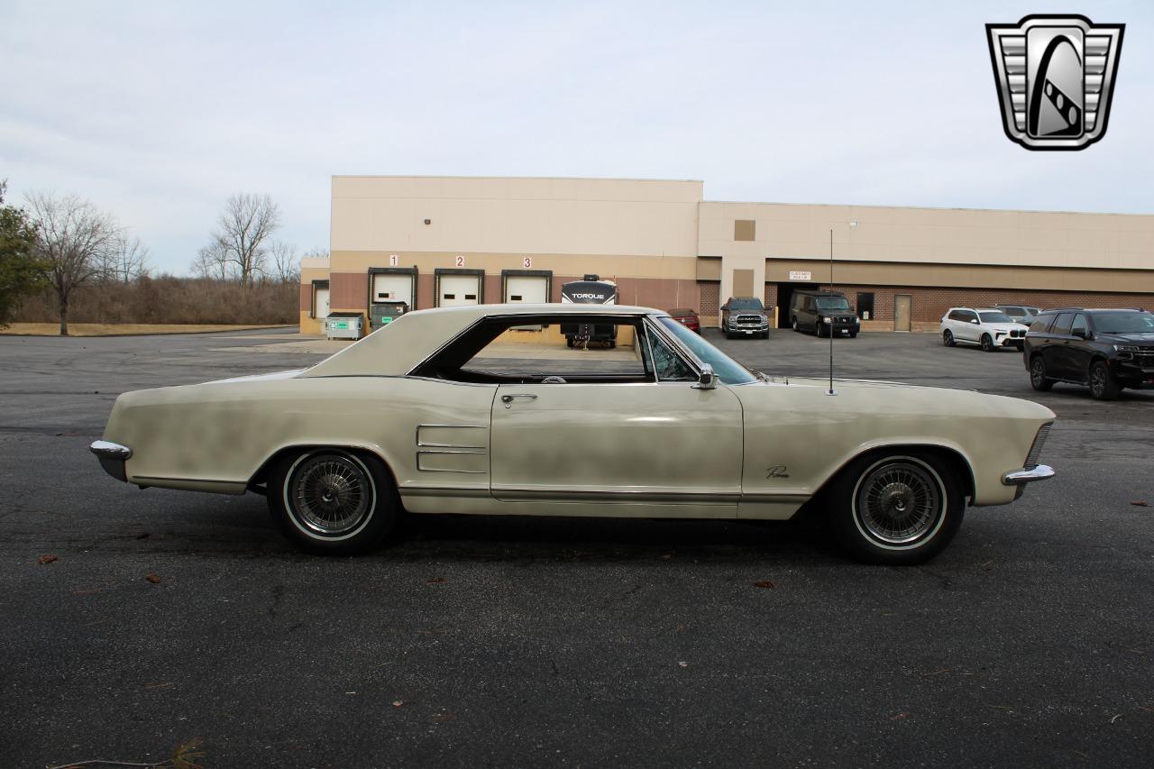 1963 Buick Riviera