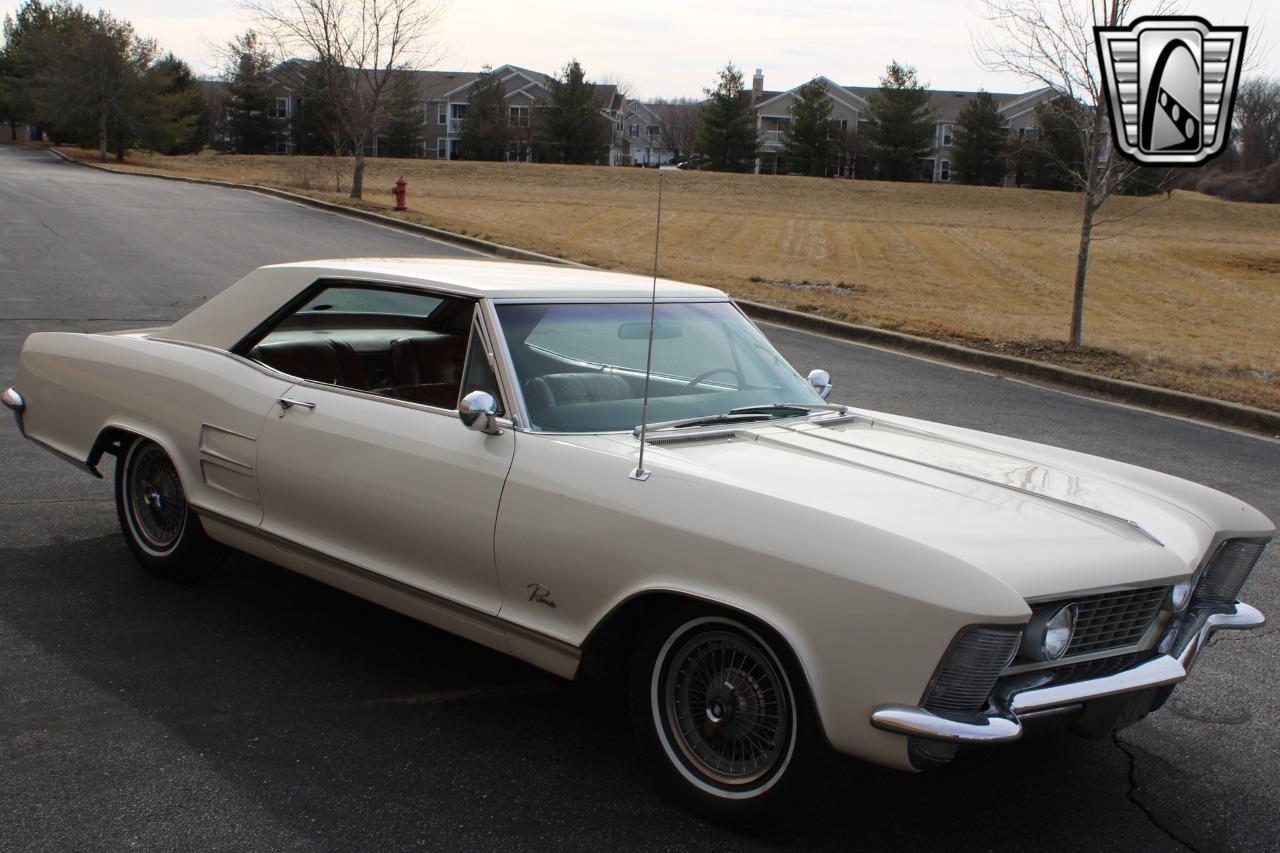 1963 Buick Riviera