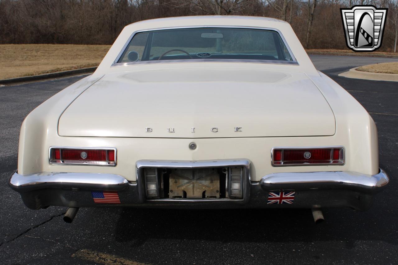 1963 Buick Riviera