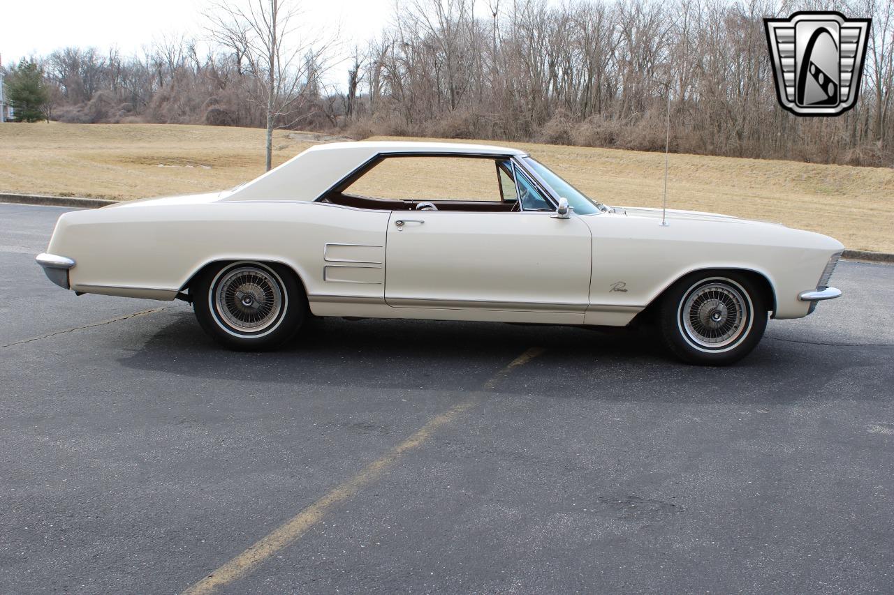 1963 Buick Riviera