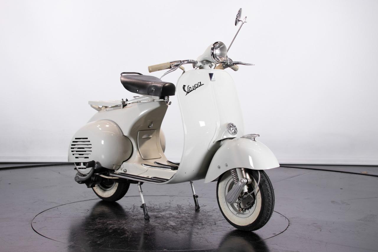 1956 Piaggio Vespa VL3 150 Struzzo