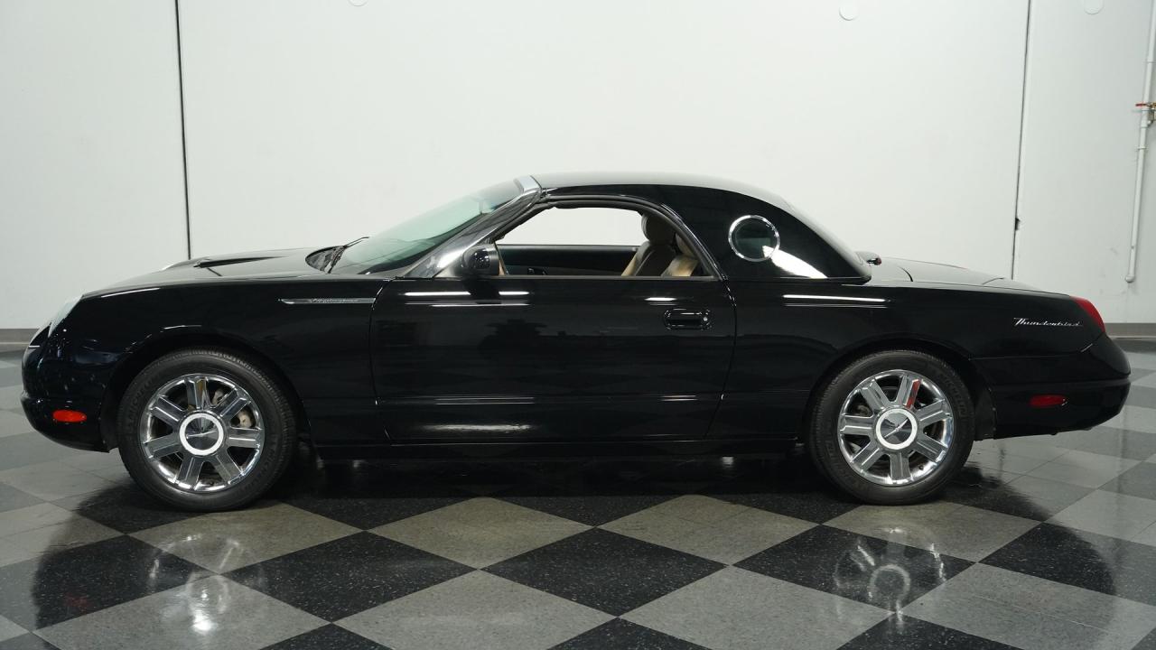 2005 Ford Thunderbird Deluxe