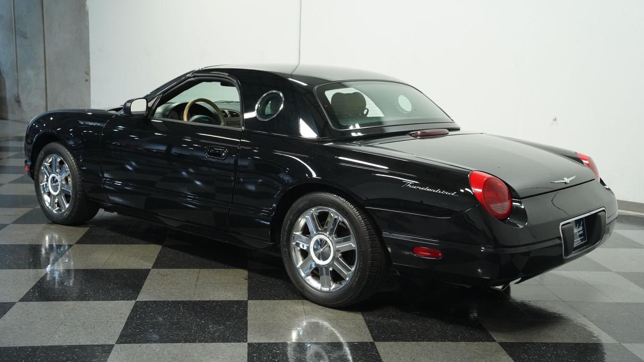 2005 Ford Thunderbird Deluxe