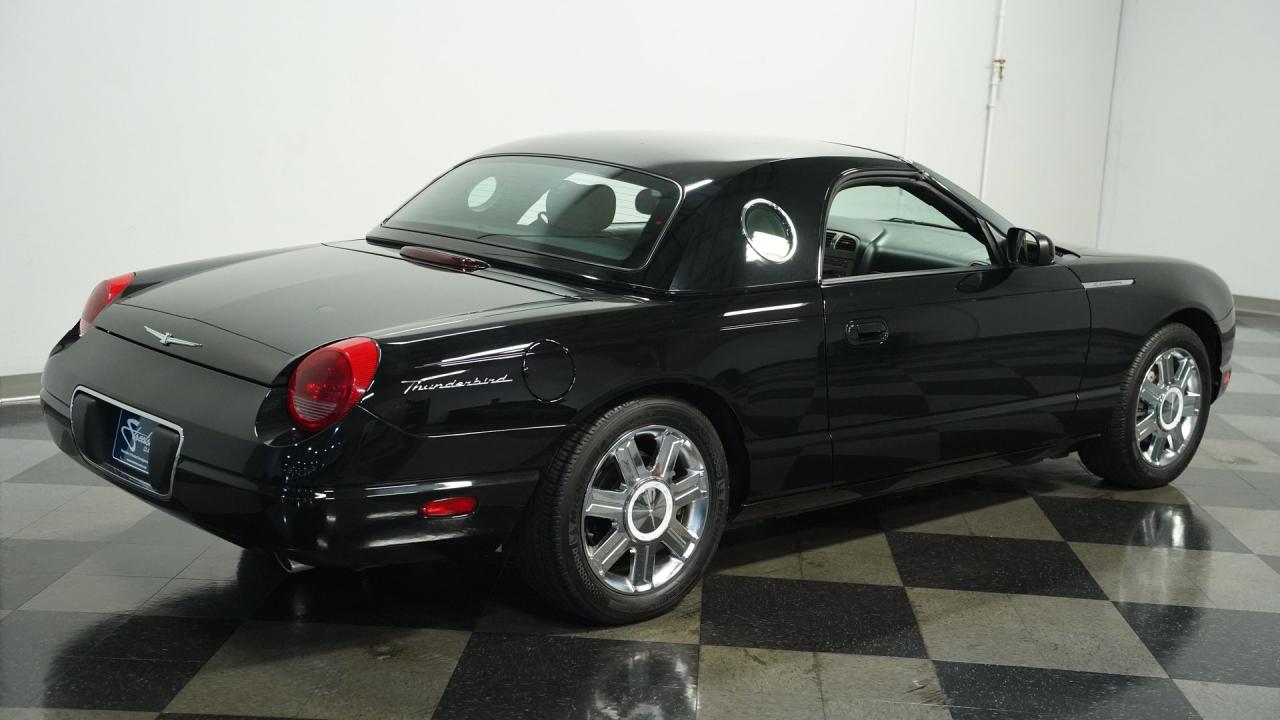 2005 Ford Thunderbird Deluxe