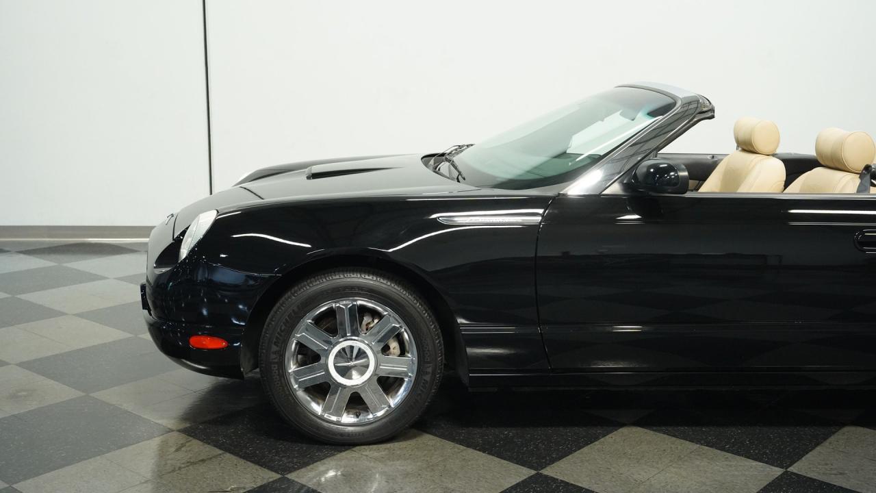 2005 Ford Thunderbird Deluxe