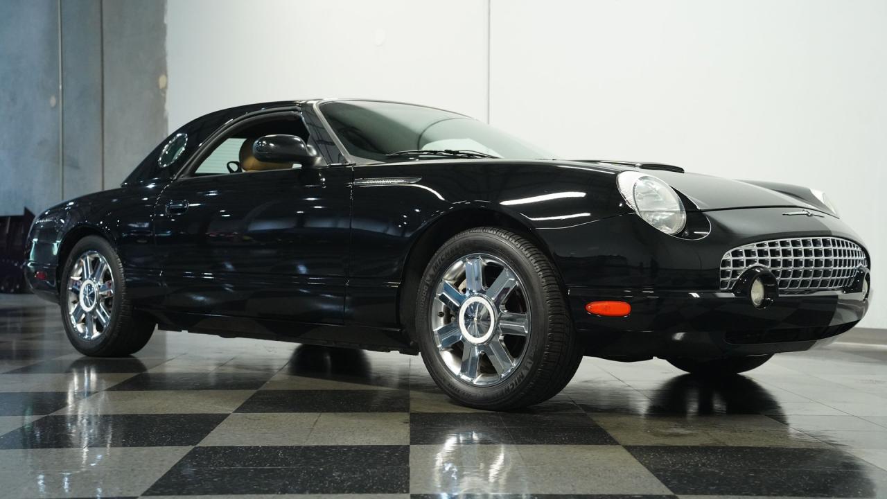 2005 Ford Thunderbird Deluxe