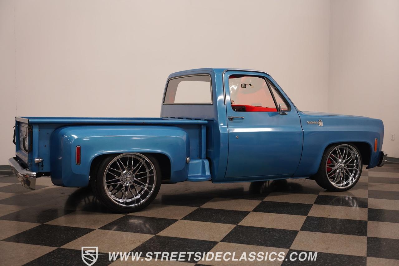 1976 Chevrolet C10 Stepside LS Restomod