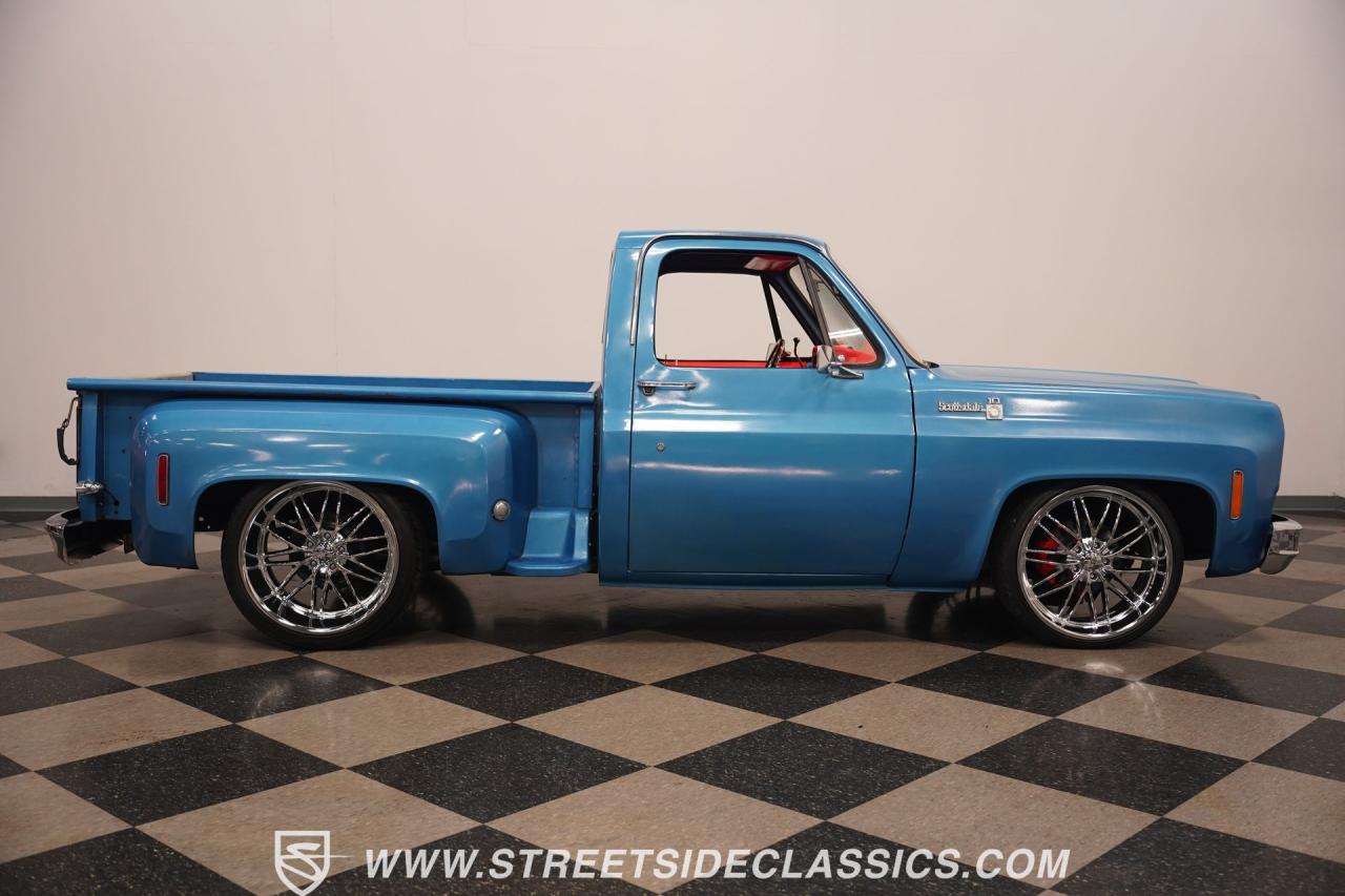 1976 Chevrolet C10 Stepside LS Restomod