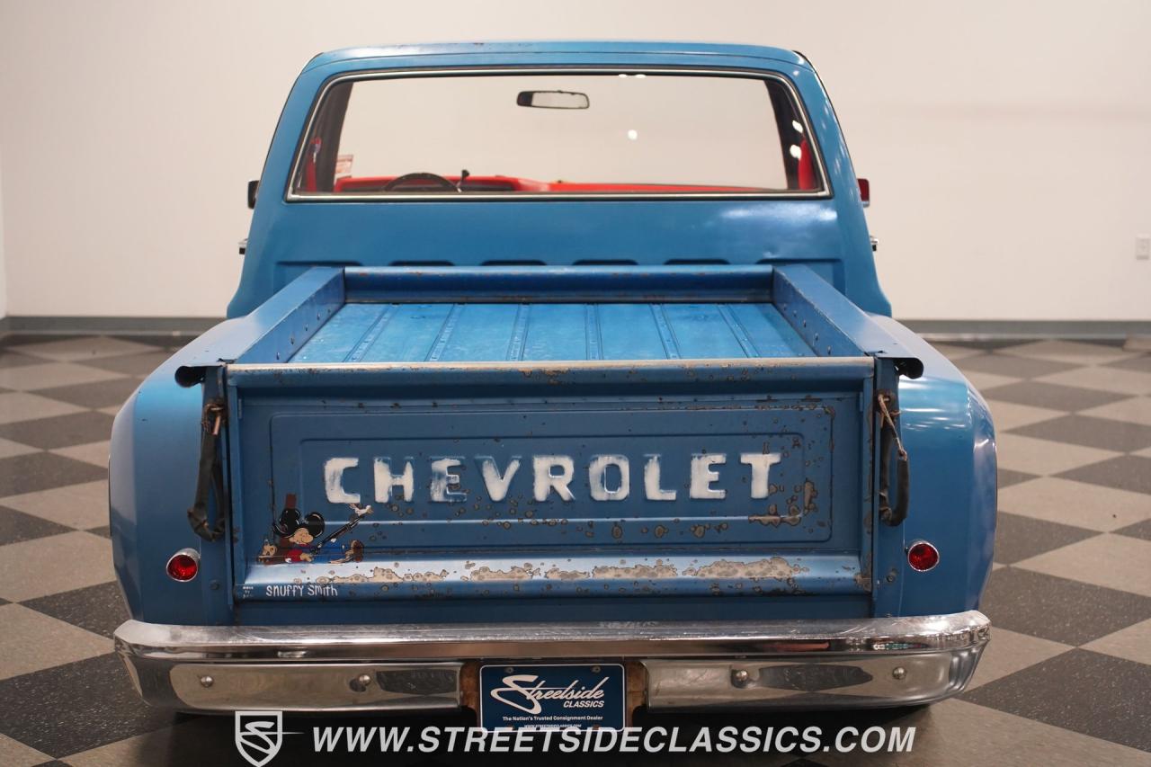 1976 Chevrolet C10 Stepside LS Restomod