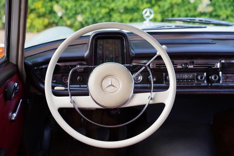 1964 Mercedes - Benz Mercedes Benz 190 D Heckflosse