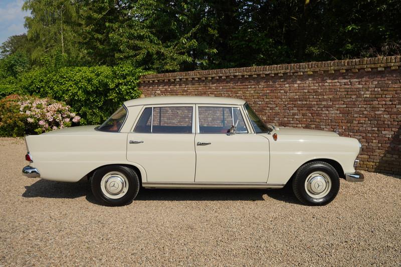 1964 Mercedes - Benz Mercedes Benz 190 D Heckflosse