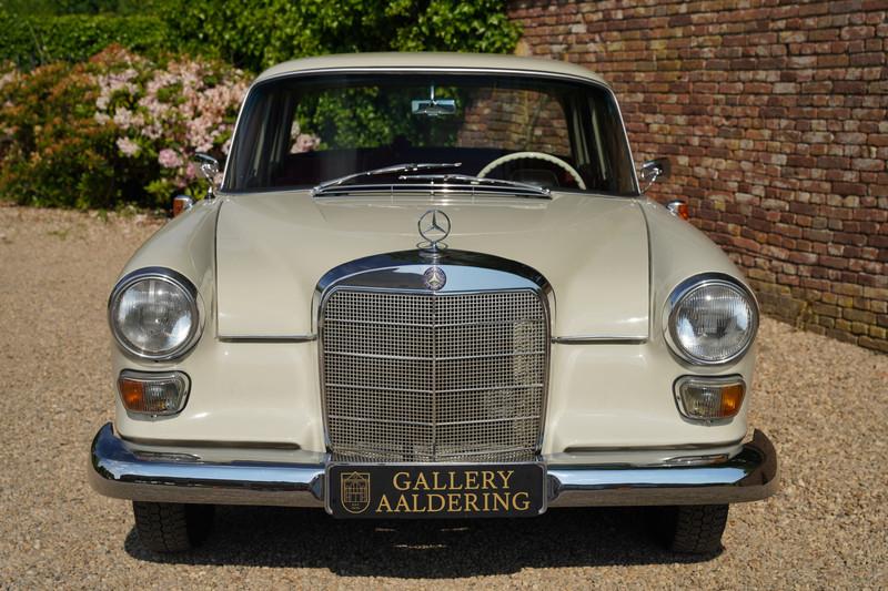 1964 Mercedes - Benz Mercedes Benz 190 D Heckflosse