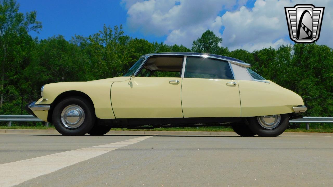 1967 Citro&euml;n DS21