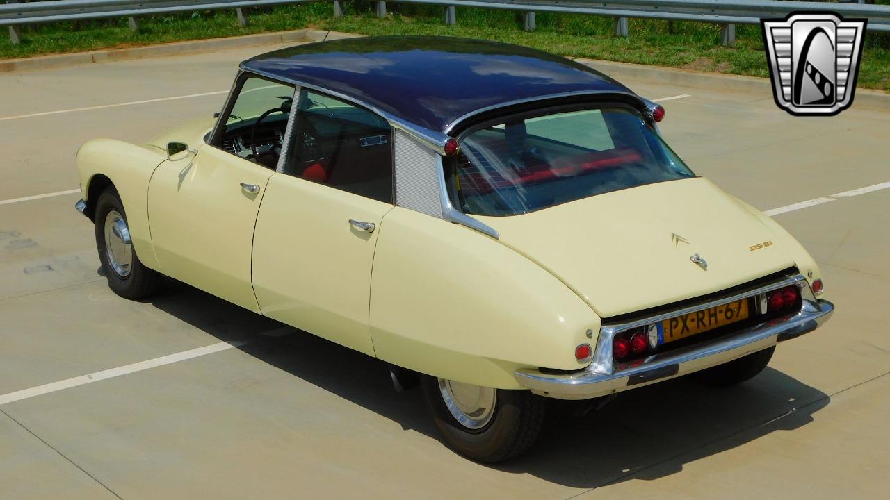 1967 Citro&euml;n DS21