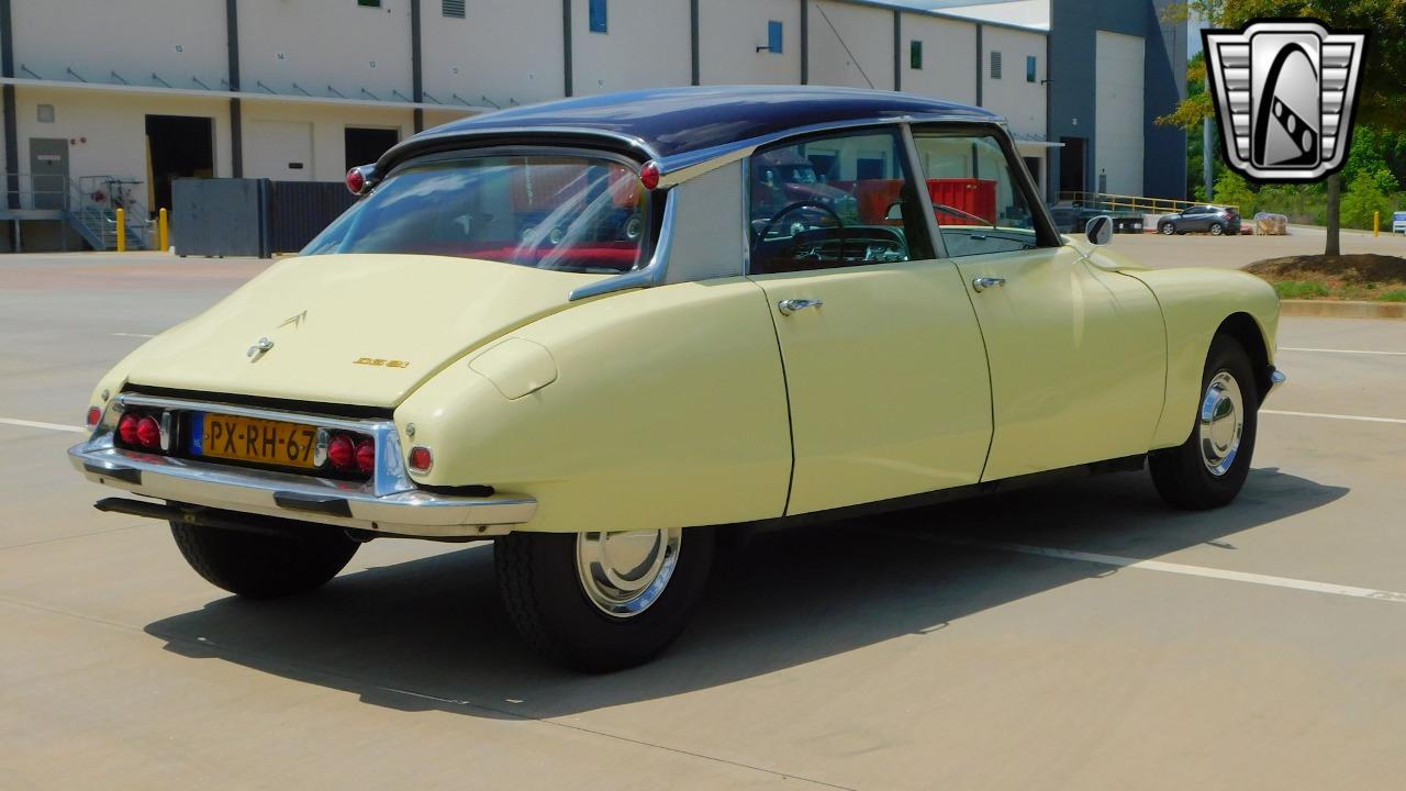 1967 Citro&euml;n DS21