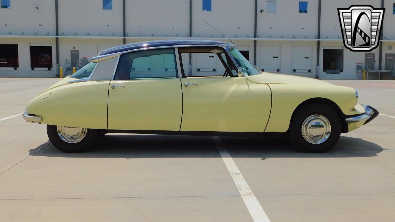 1967 Citro&euml;n DS21