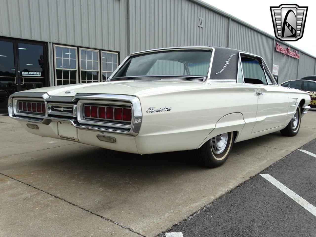 1965 Ford Thunderbird