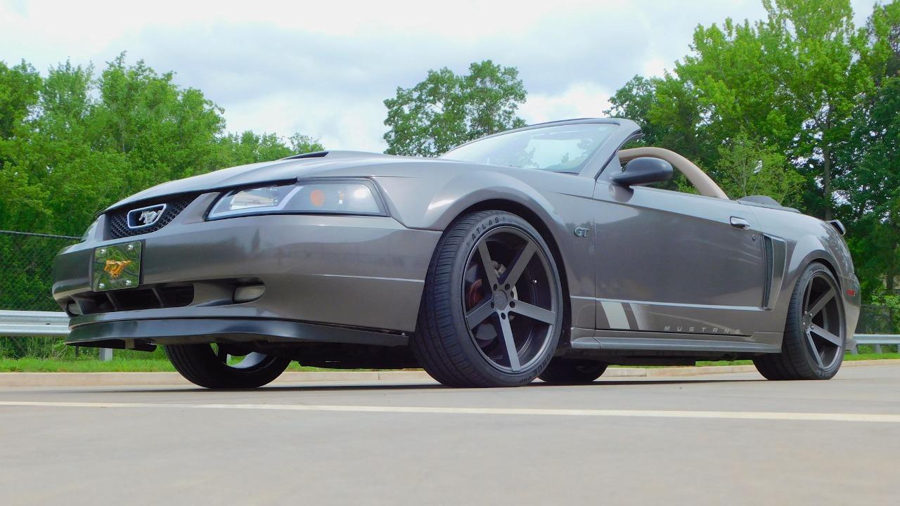 2003 Ford Mustang