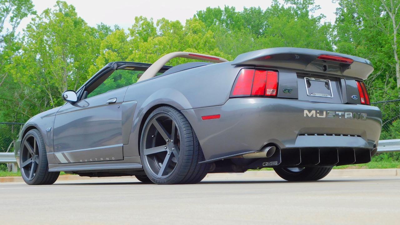 2003 Ford Mustang