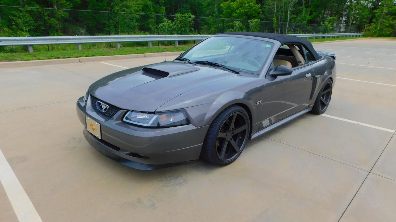 2003 Ford Mustang