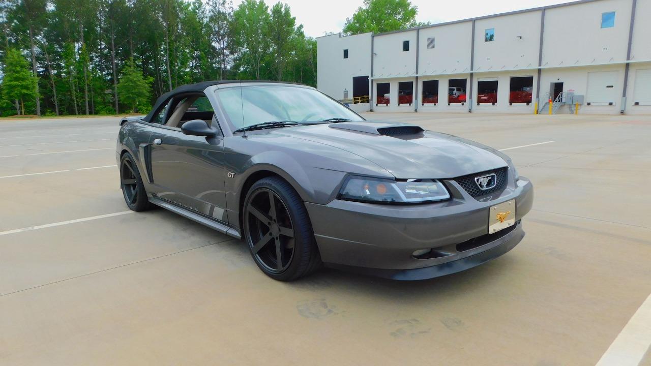 2003 Ford Mustang