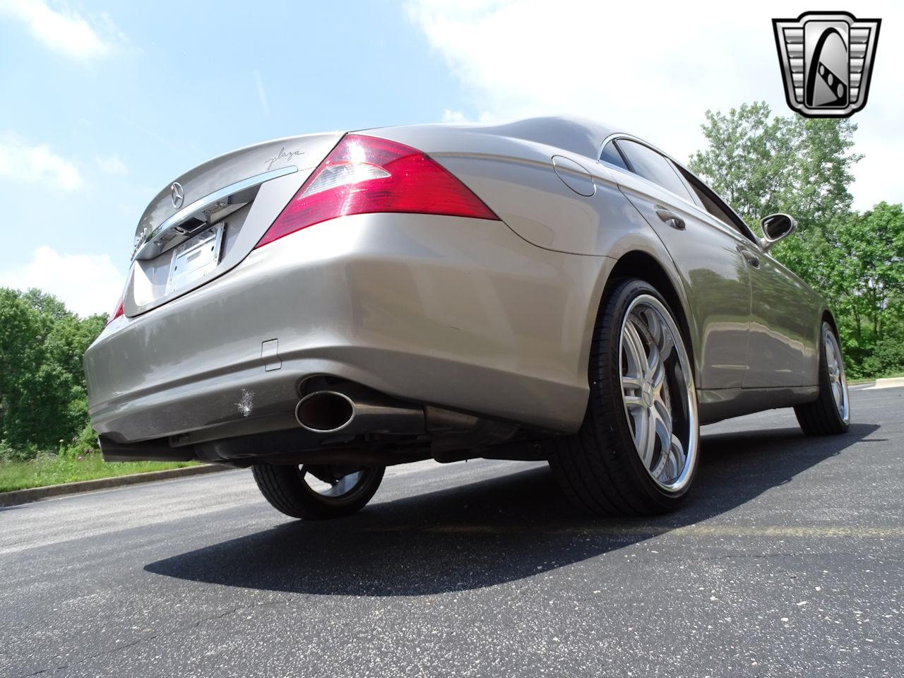 2006 Mercedes - Benz CLS500