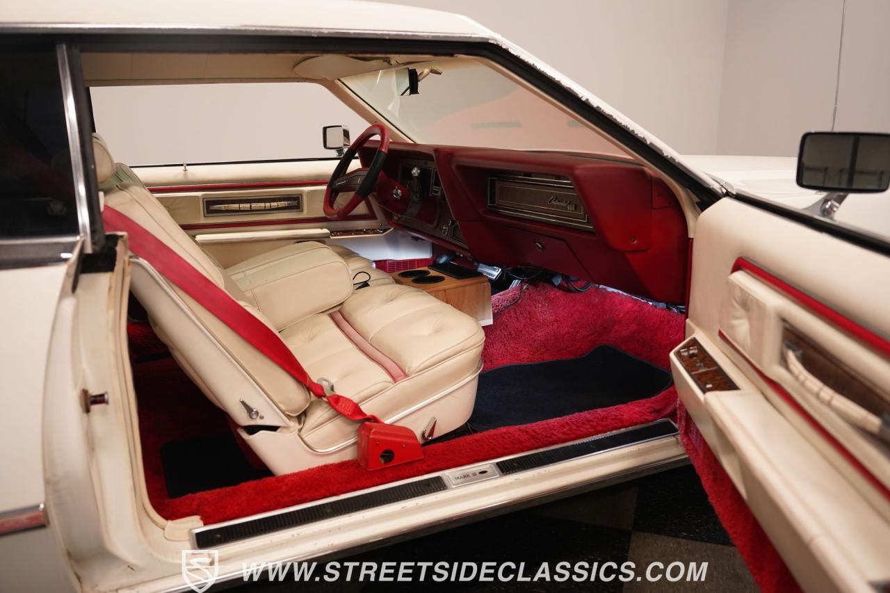 1976 Lincoln Continental Mark IV Lipstick Edition