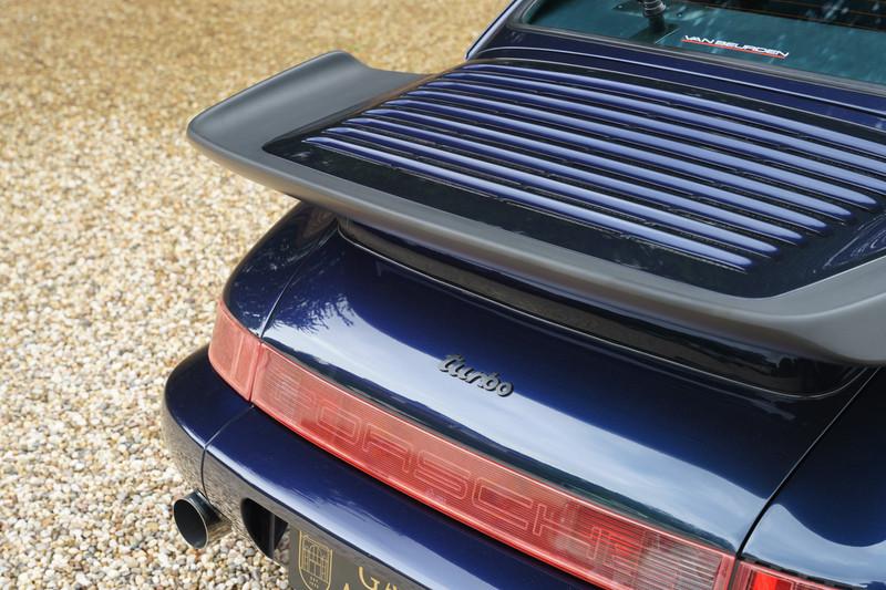 1991 Porsche 911 964 Turbo 3.3 &ldquo;Night Blue&rdquo;