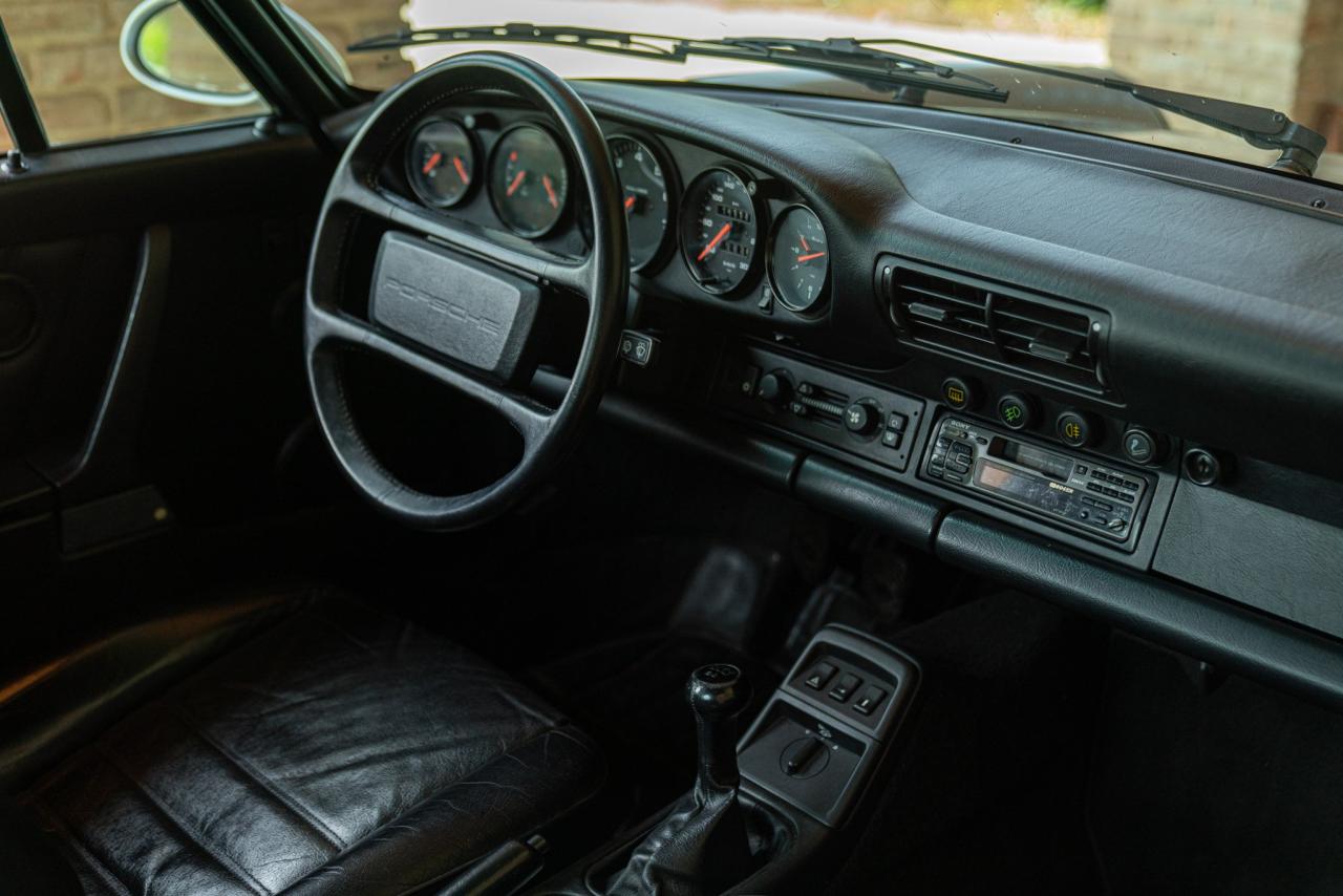 1990 Porsche 964 (911) CARRERA 2