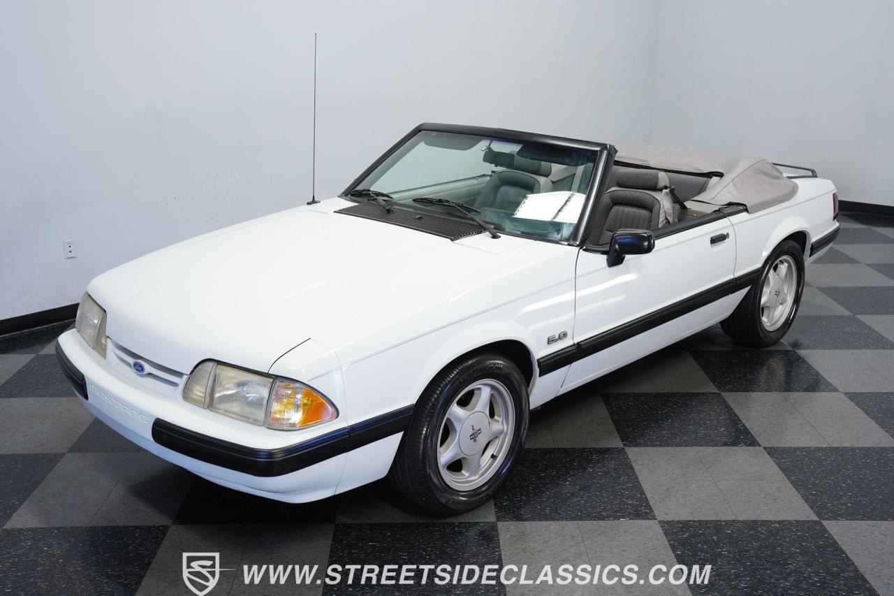 1990 Ford Mustang LX Convertible