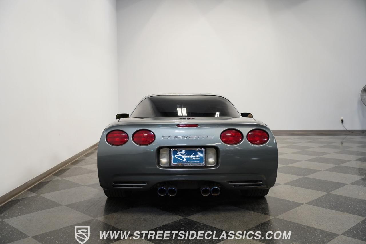 2004 Chevrolet Corvette