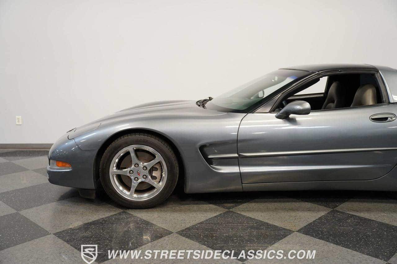 2004 Chevrolet Corvette