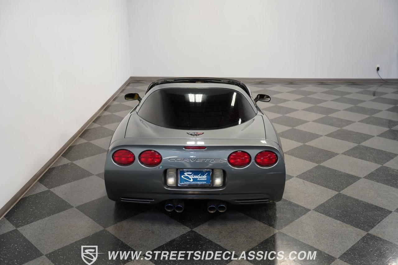 2004 Chevrolet Corvette