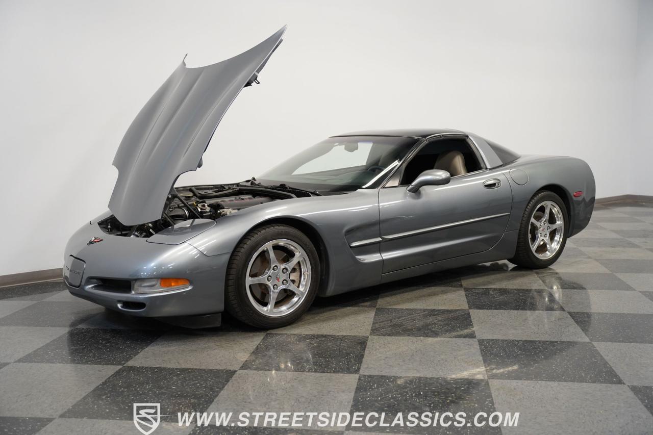 2004 Chevrolet Corvette