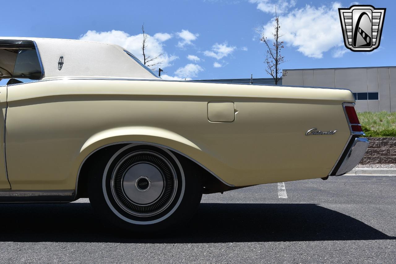 1970 Lincoln Continental