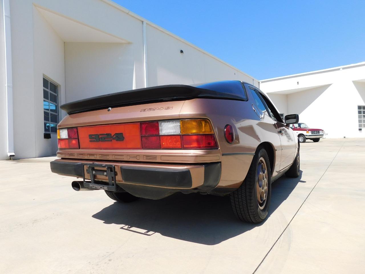 1988 Porsche 924