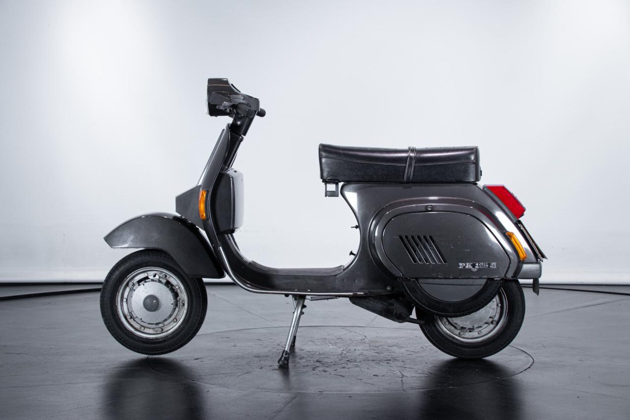 1985 Piaggio VESPA 125 PK AUTOMATICA