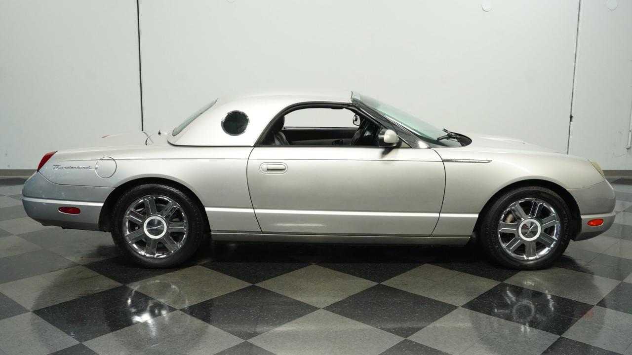 2005 Ford Thunderbird